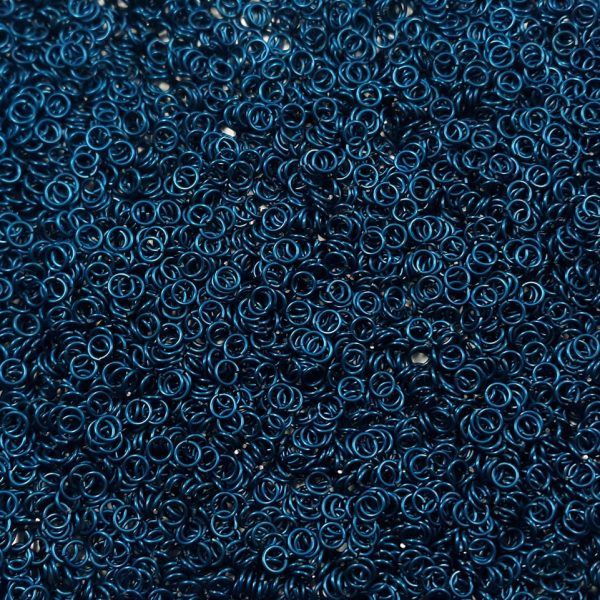 Blue Anodized Aluminum jump rings in 20 SWG, 5/32 inch ID, 1/4 lb (4 oz)