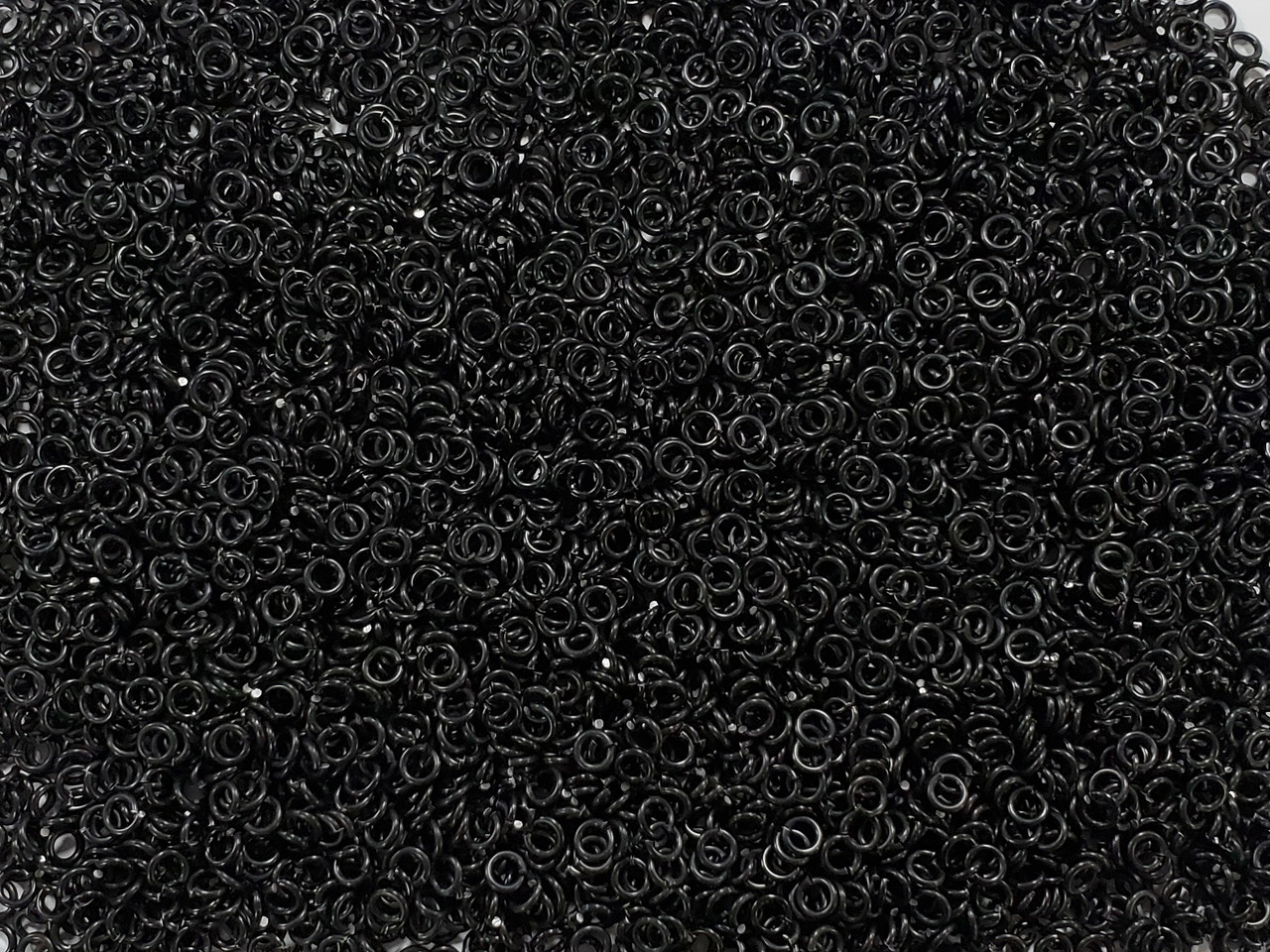 Black Anodized Aluminum jump rings in 18 SWG, 1/8 inch ID, 1/4 lb (4 oz)