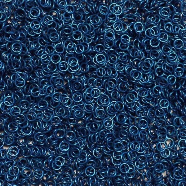 Blue Anodized Aluminum jump rings in 18 SWG, 3/16 inch ID, 1/2 lb (8 oz)