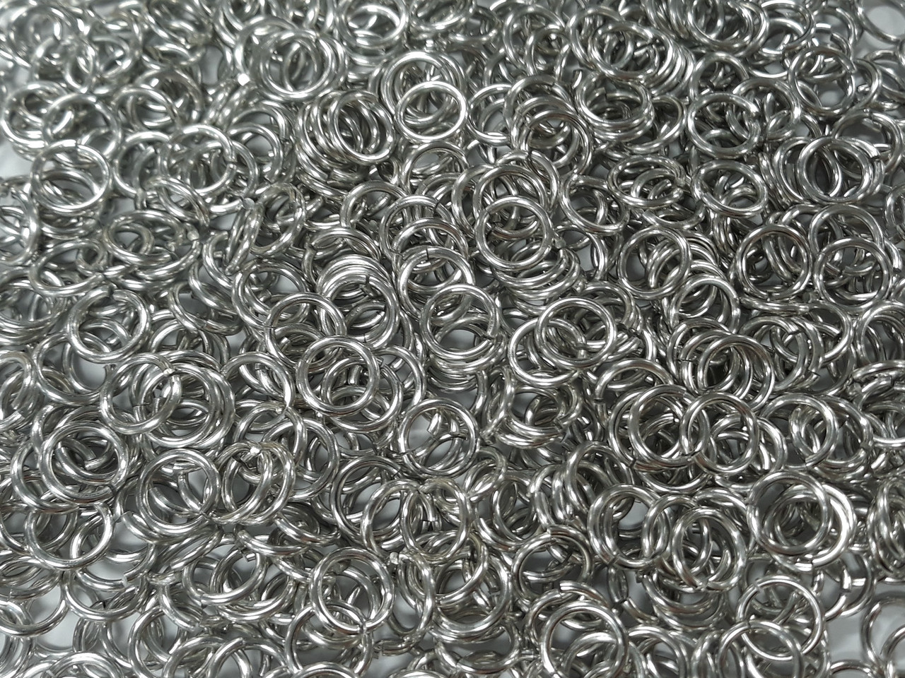 Bright (uncolored) Aluminum jump rings in 14 SWG, 3/8 inch ID, 1 lb