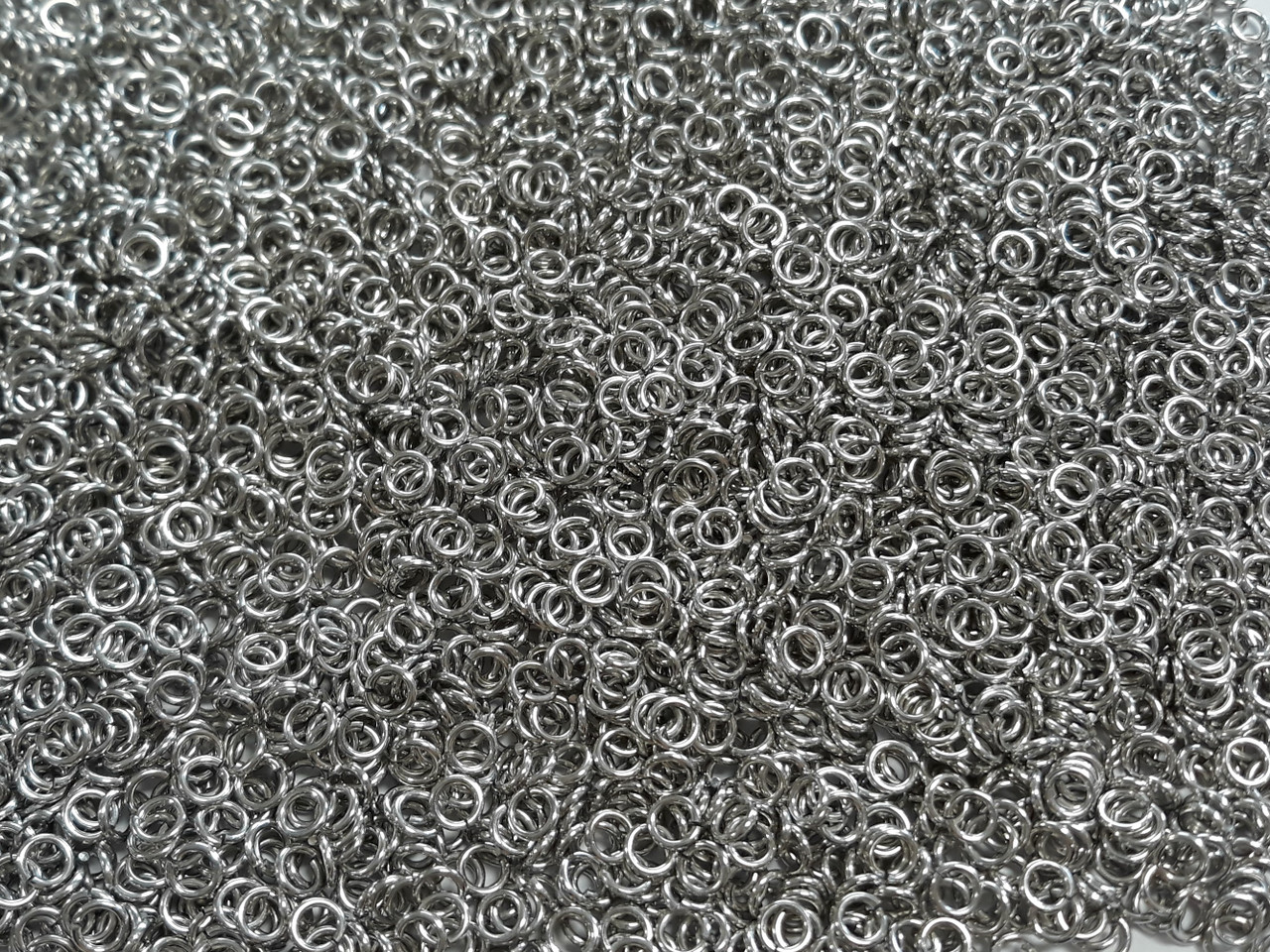 Bright (uncolored) Aluminum jump rings in 18 SWG, 5/32 inch ID, 1/2 lb