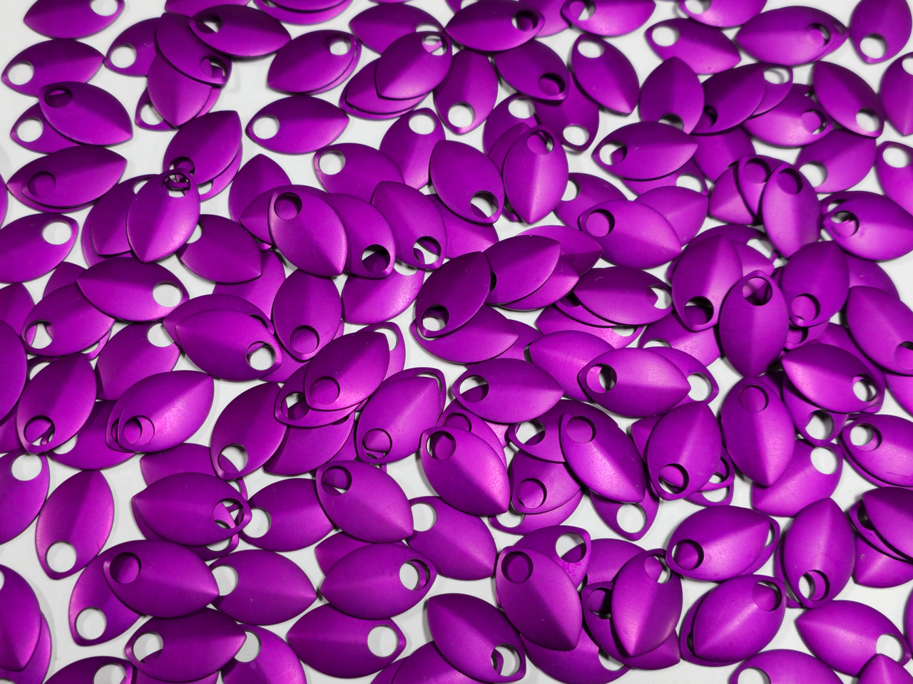 Violet Anodized Aluminum scales in small, 100 ct