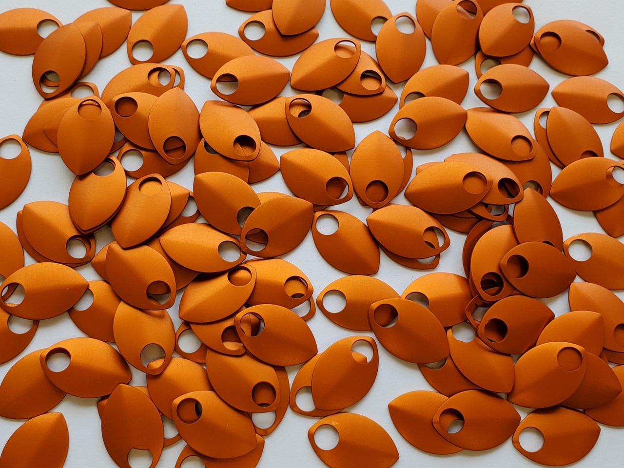 Orange Anodized Aluminum scales in medium, 100 ct